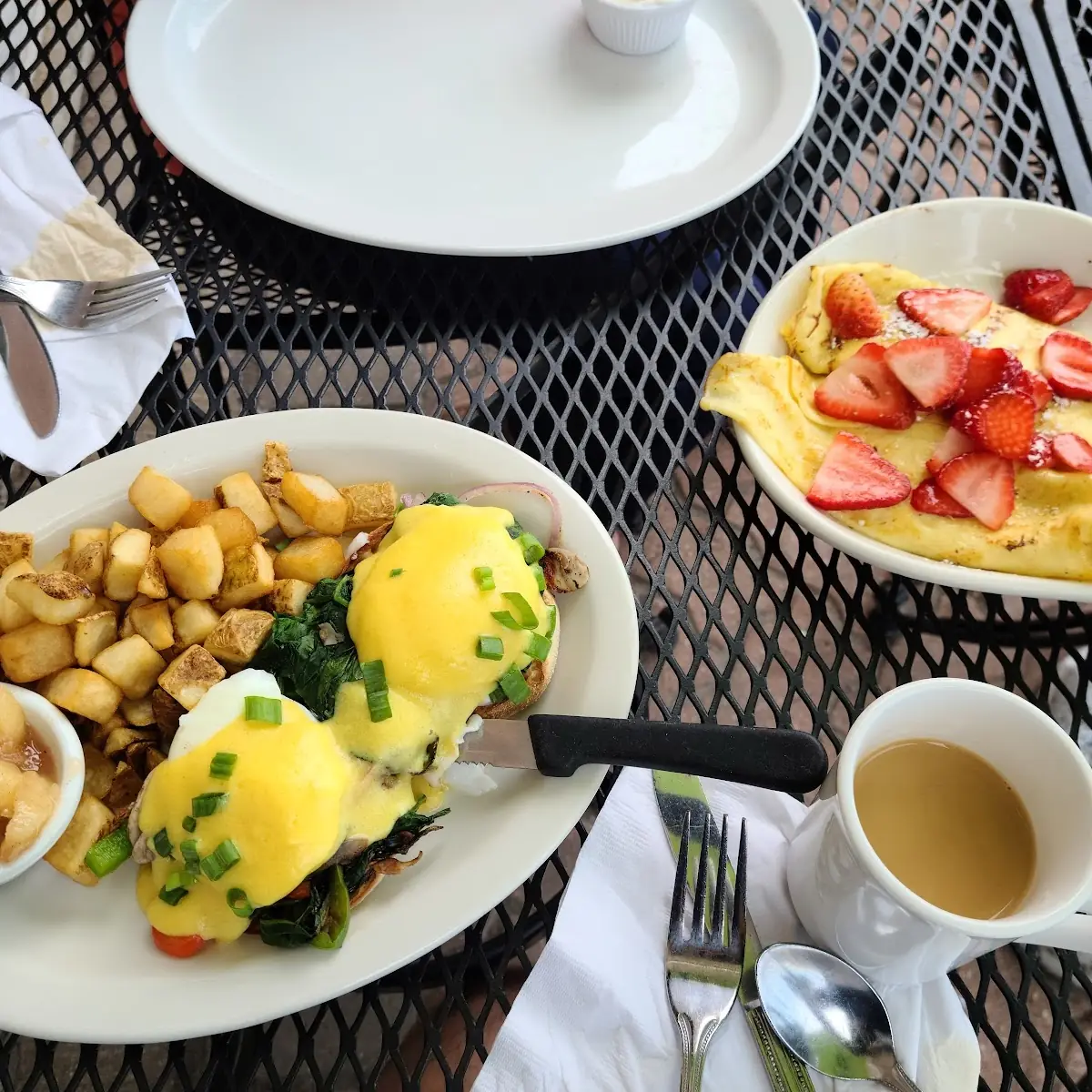 Smoked Salmon Benedict