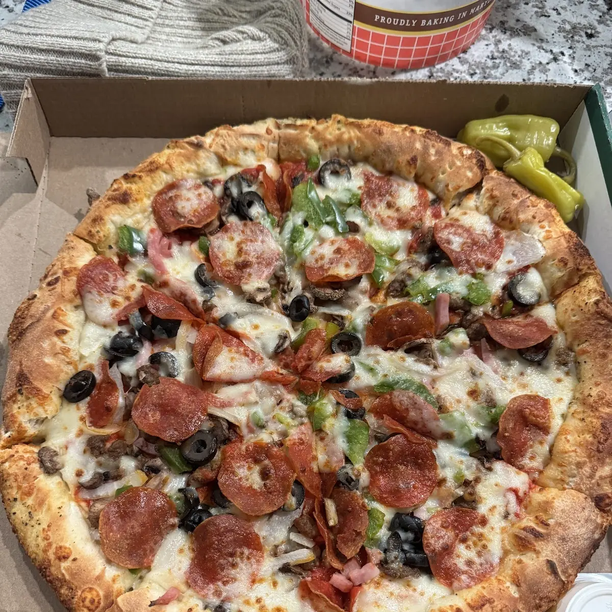 Garlic Stuffed Supreme Pizza