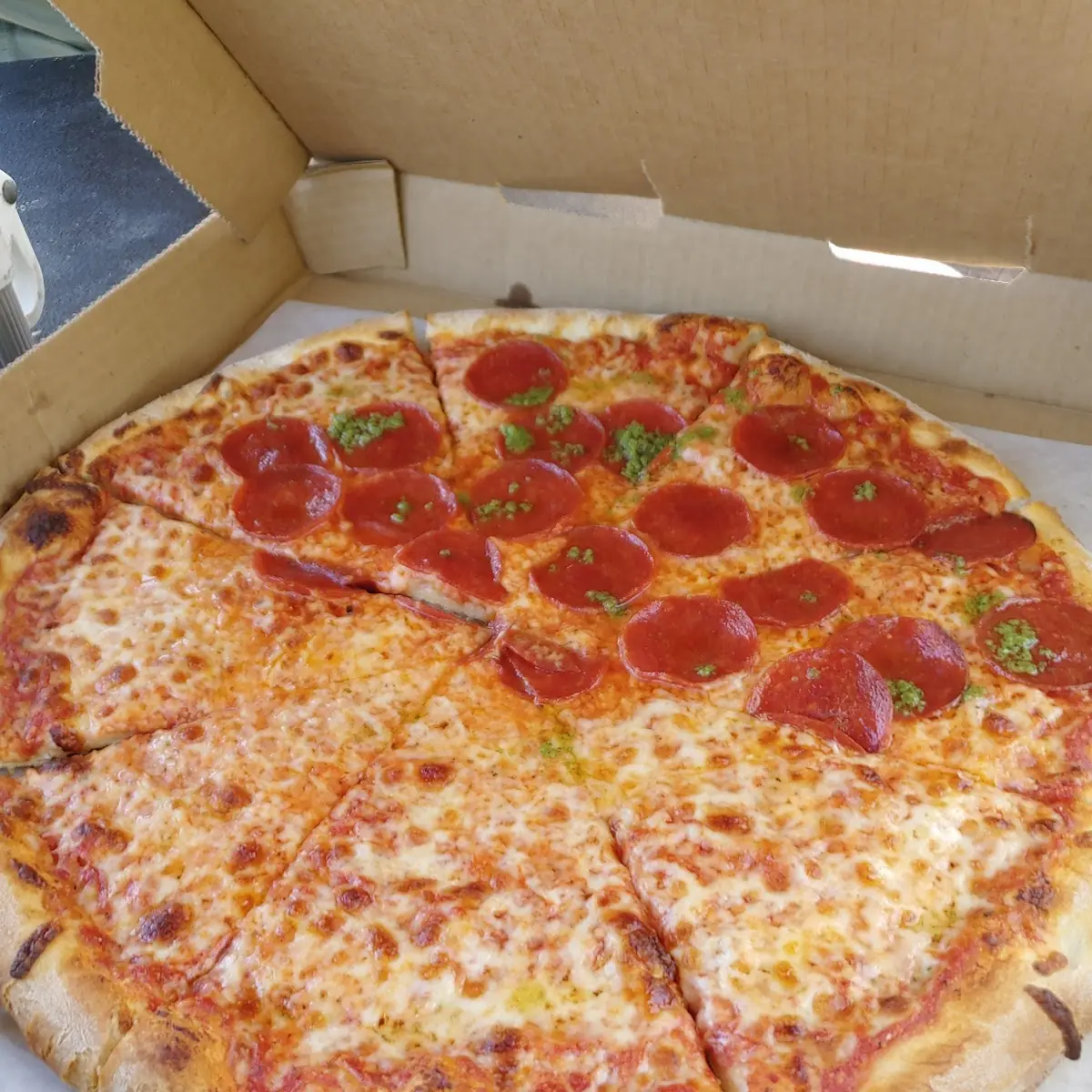 Topping Cheese and Pepperoni Pizza