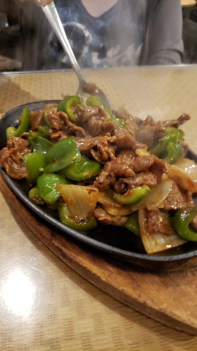 Sizzling Satay Beef