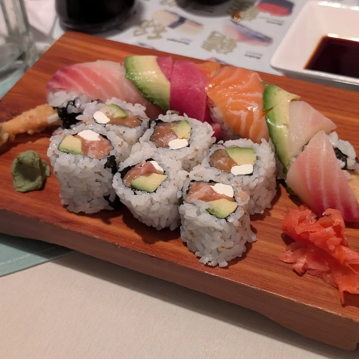 Sushi & Salmon Sashimi