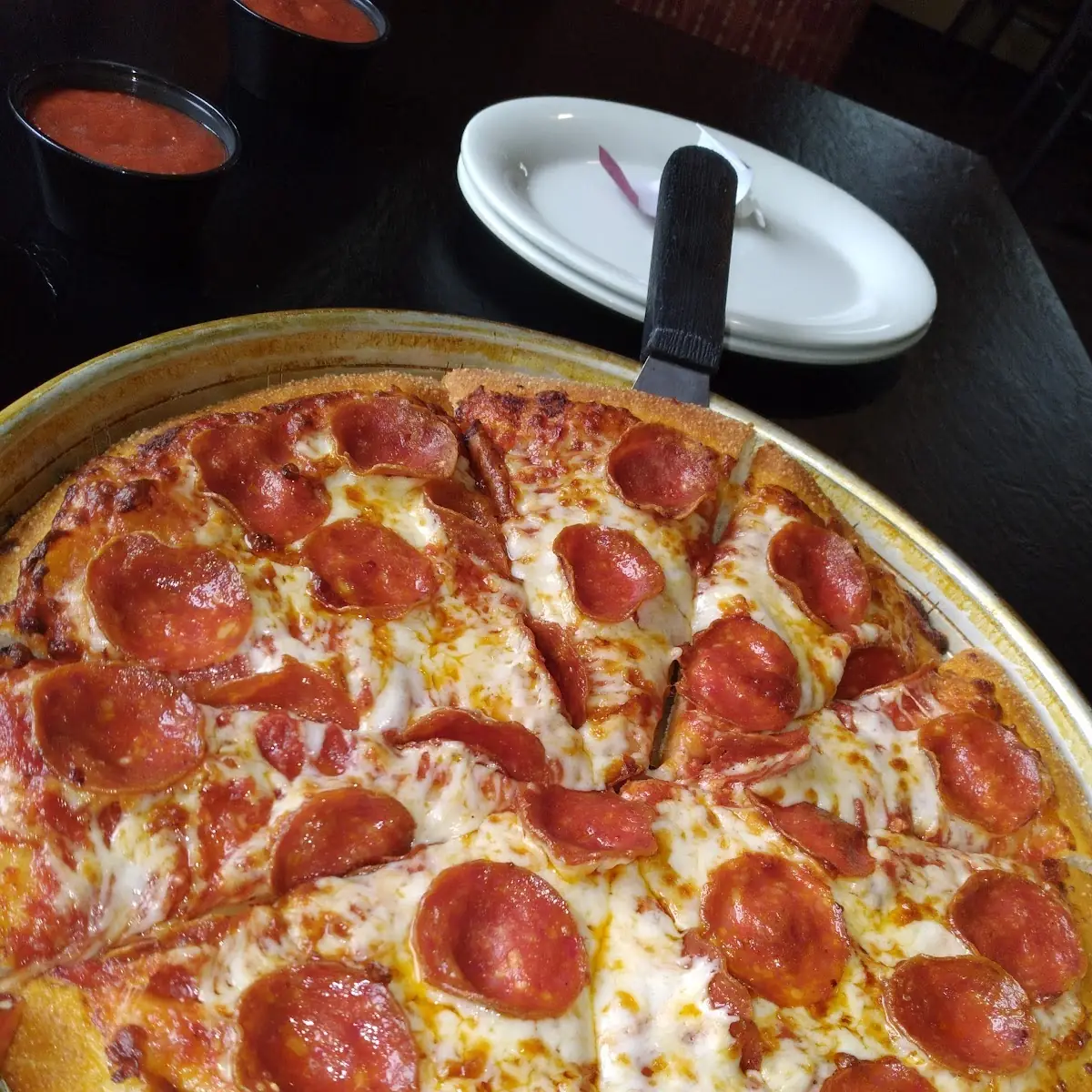 Medium Pan Pepperoni Pizza