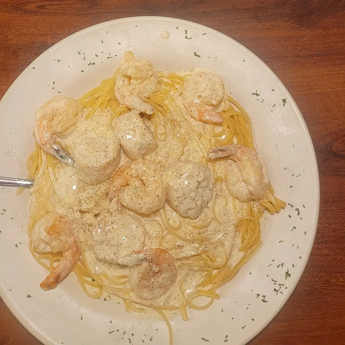 Shrimp Scallops Alfredo Pasta