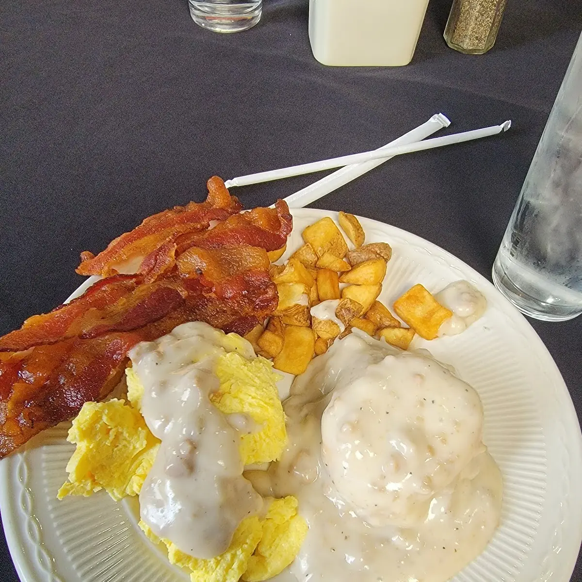 Sausage Gravy and 1 Biscuit