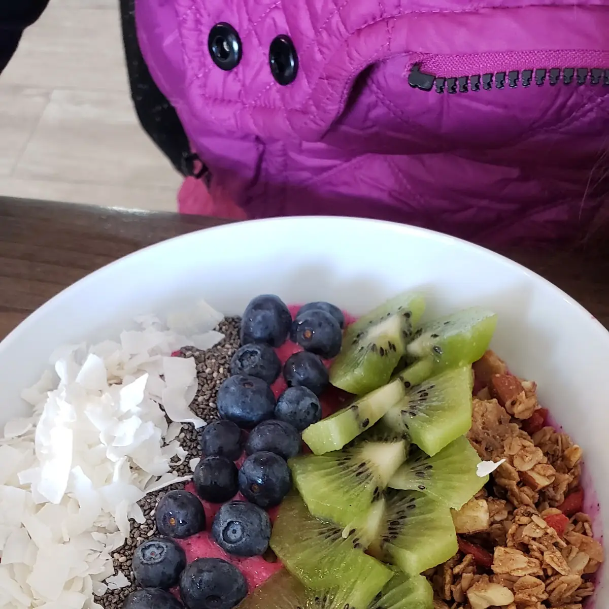 F&R Goji Granola 11 Oz Bag