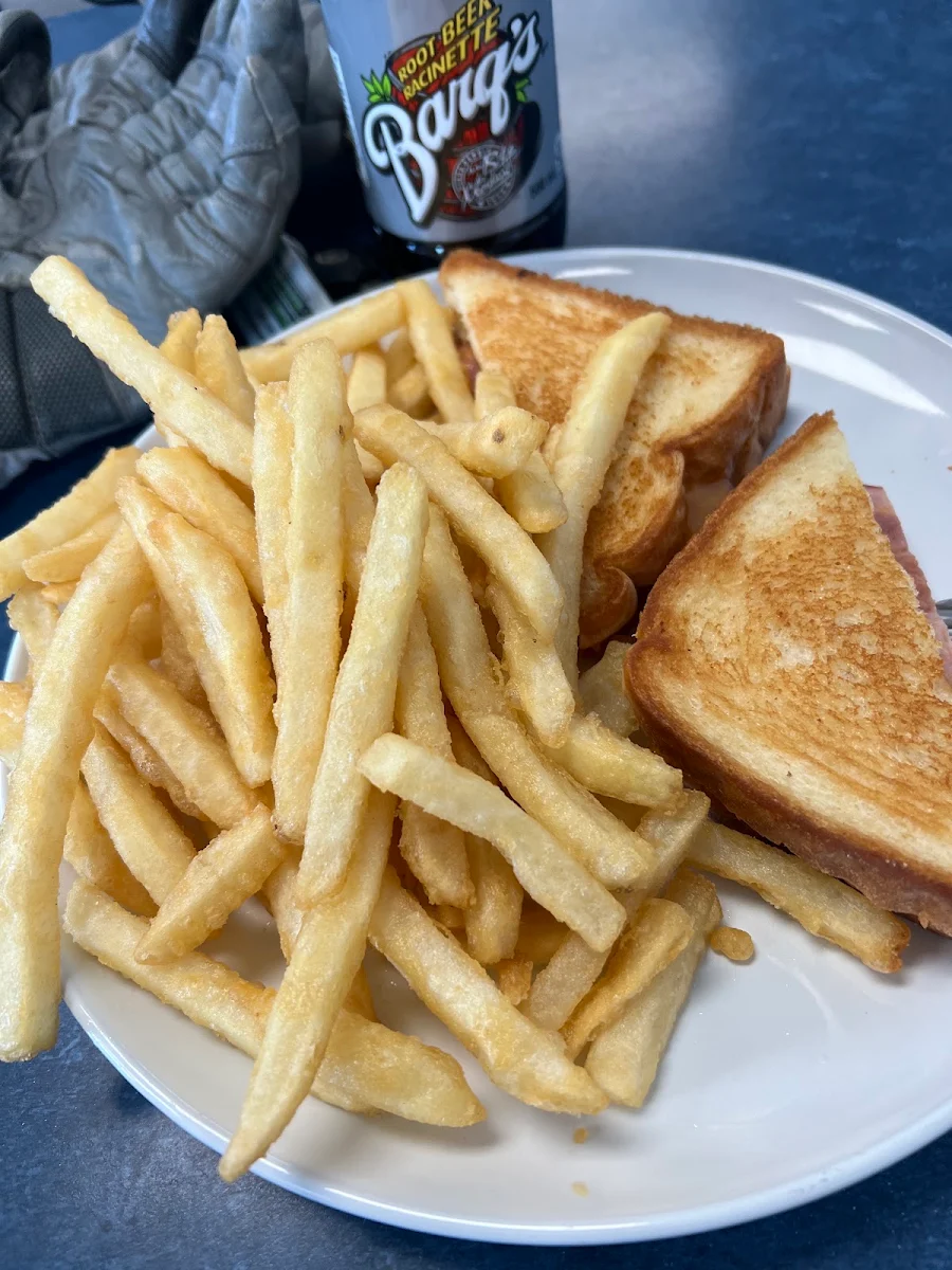 Grill Cheese Fries