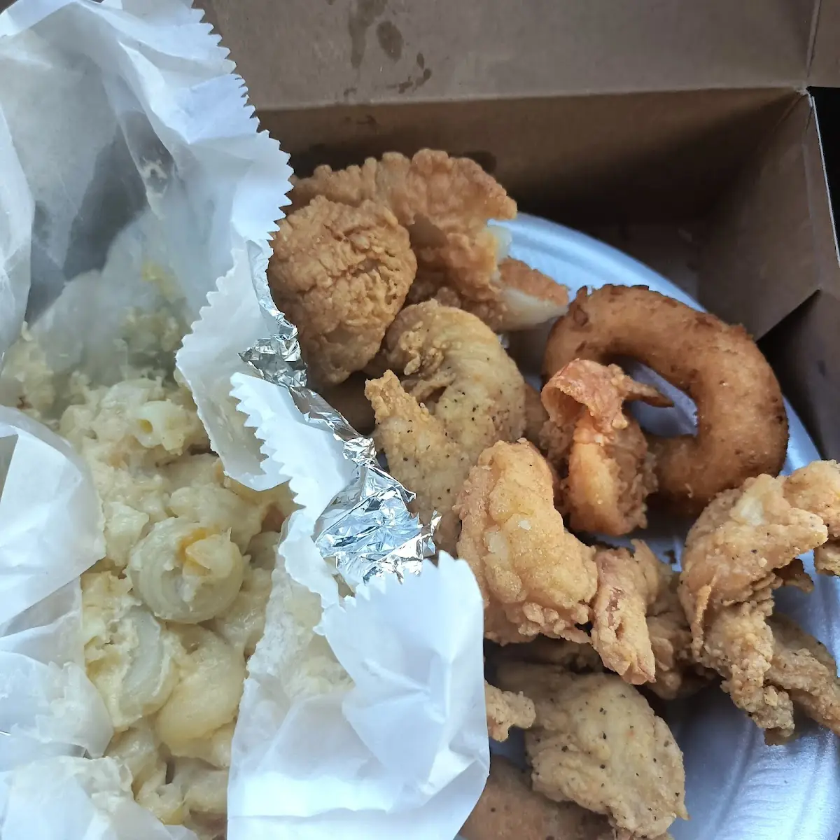 Macaroni Cheese & Fried Shrimp