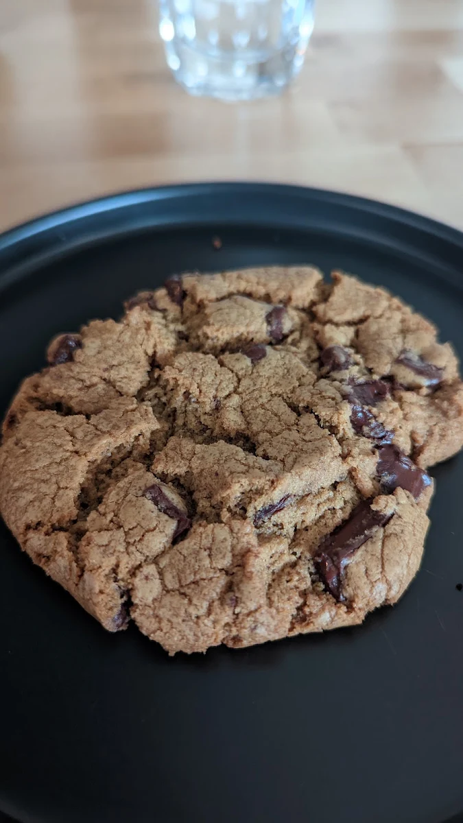 Chocolate Chip Cookie