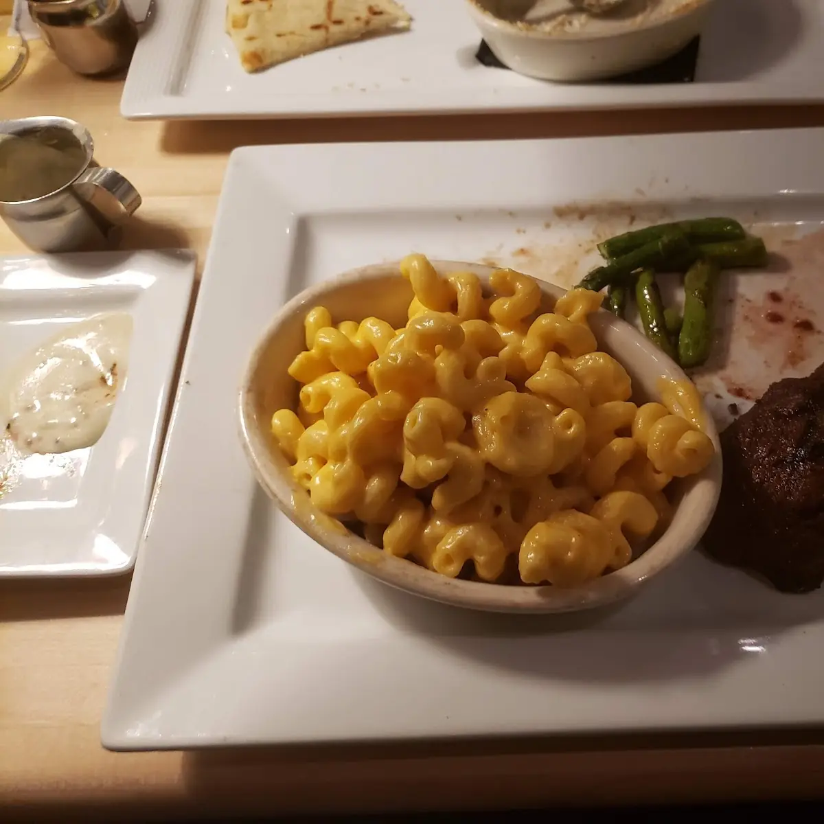 New York Strip Asparagus and Mac and Cheese