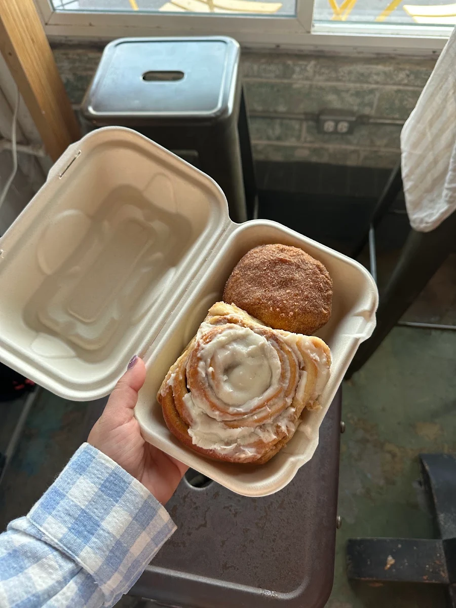 Vegan Cinnamon Roll