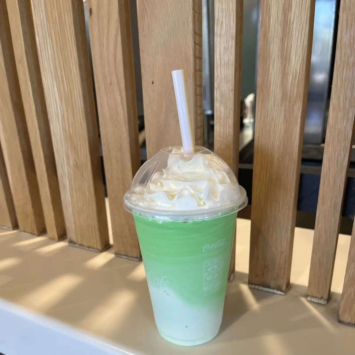 Medium Frozen Sprite Lymonade