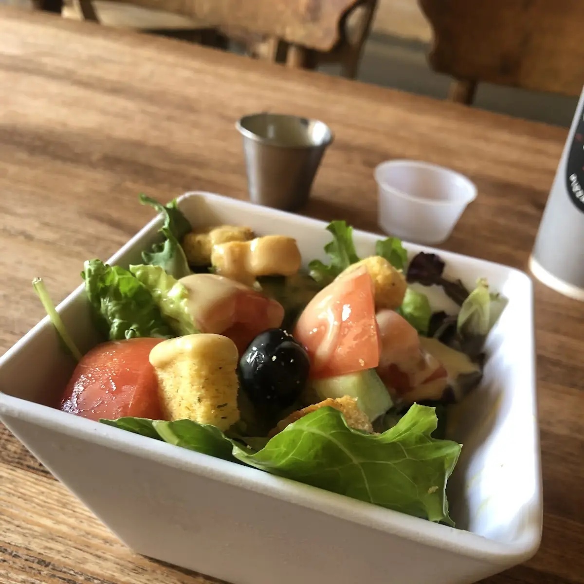 With Side Salad a Cheese Bread