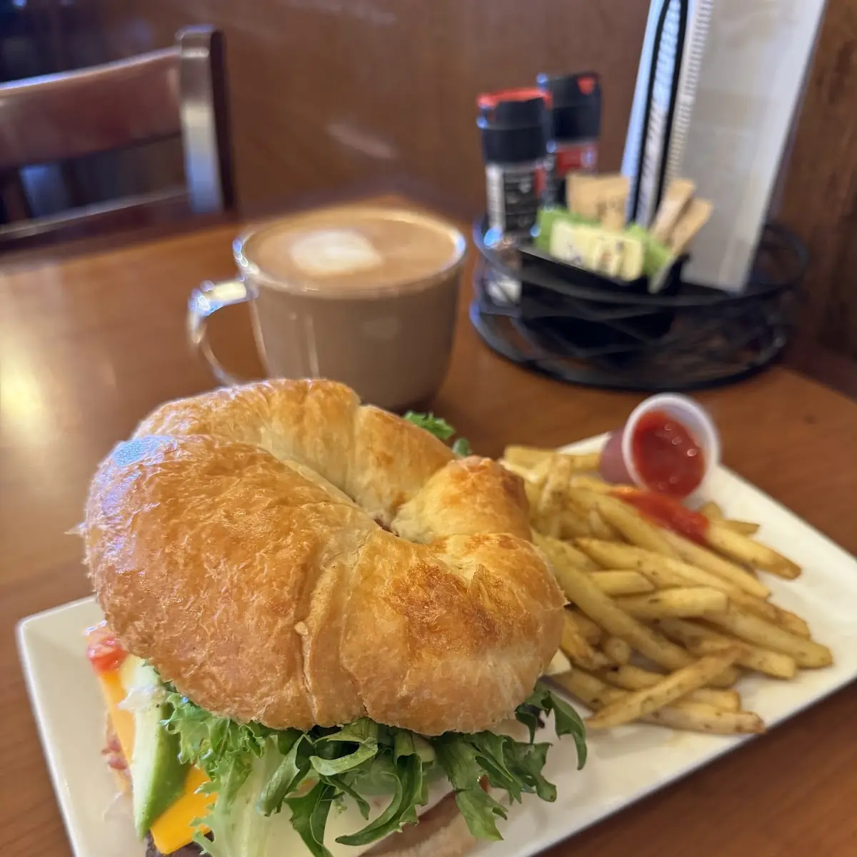 California Club Croissant