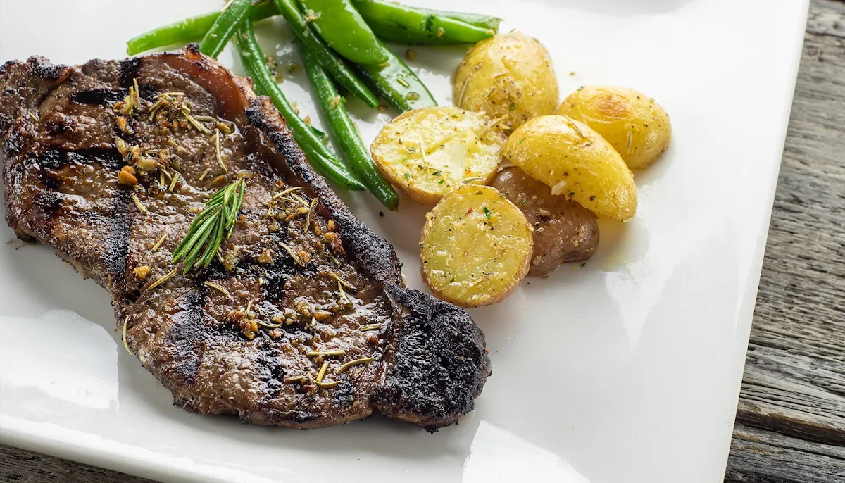 Aged Balsamic Striploin, Aquila Restaurant