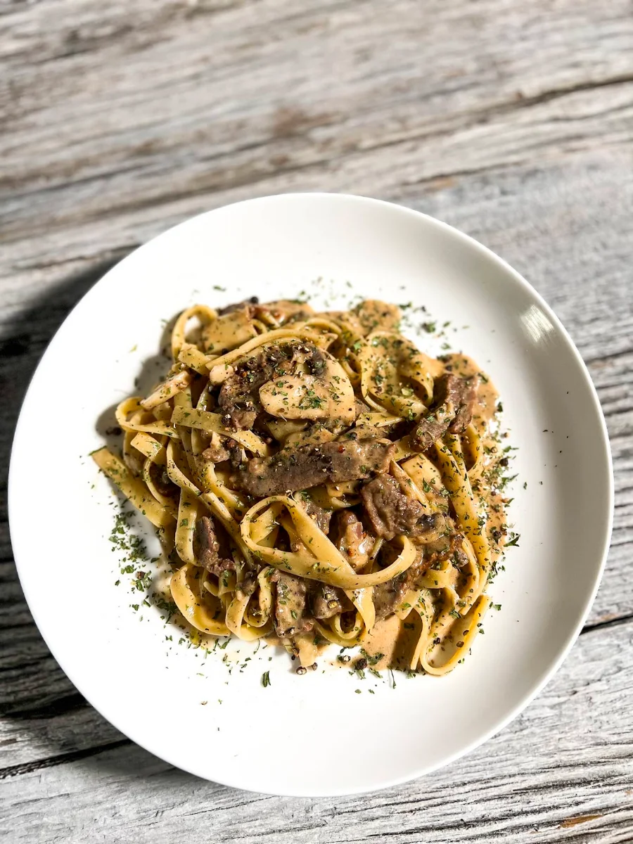 Creamy Steak Peppercorn Pasta, Aquila Restaurant