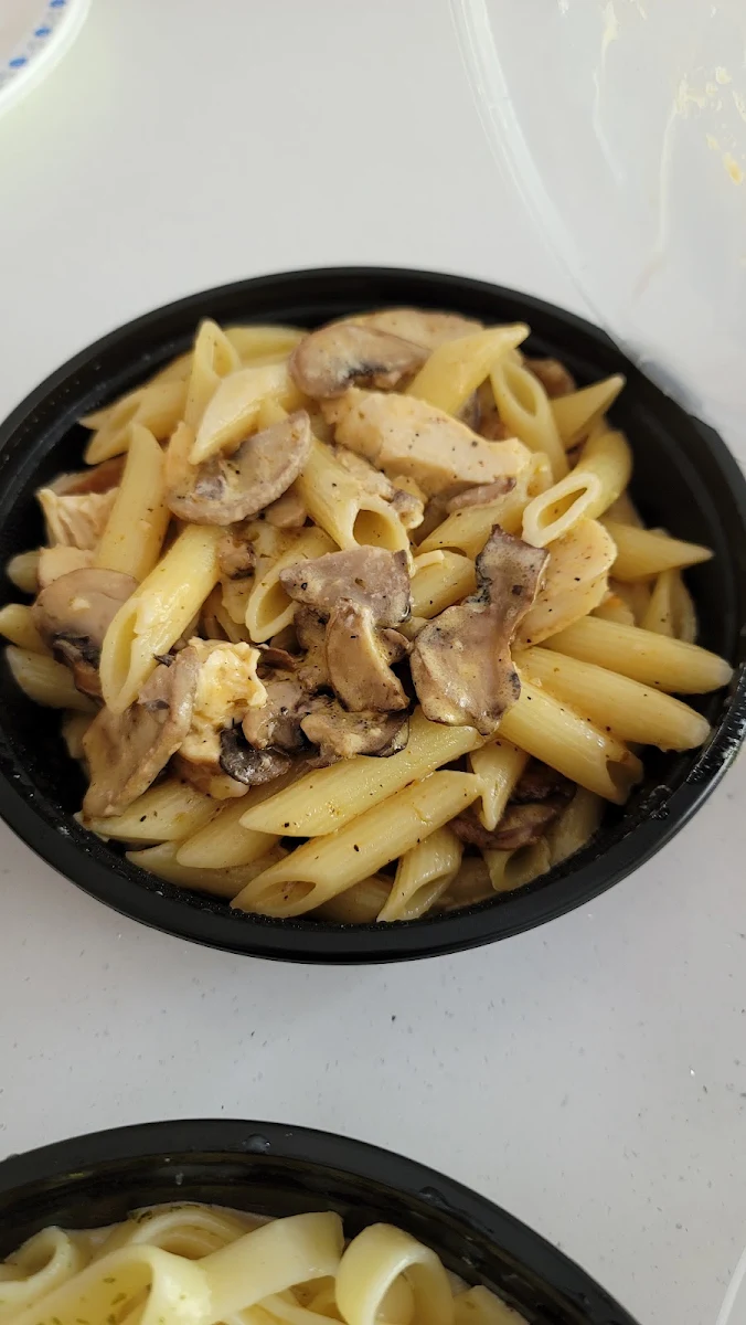 Mushroom Chicken Penne, Aquila Restaurant