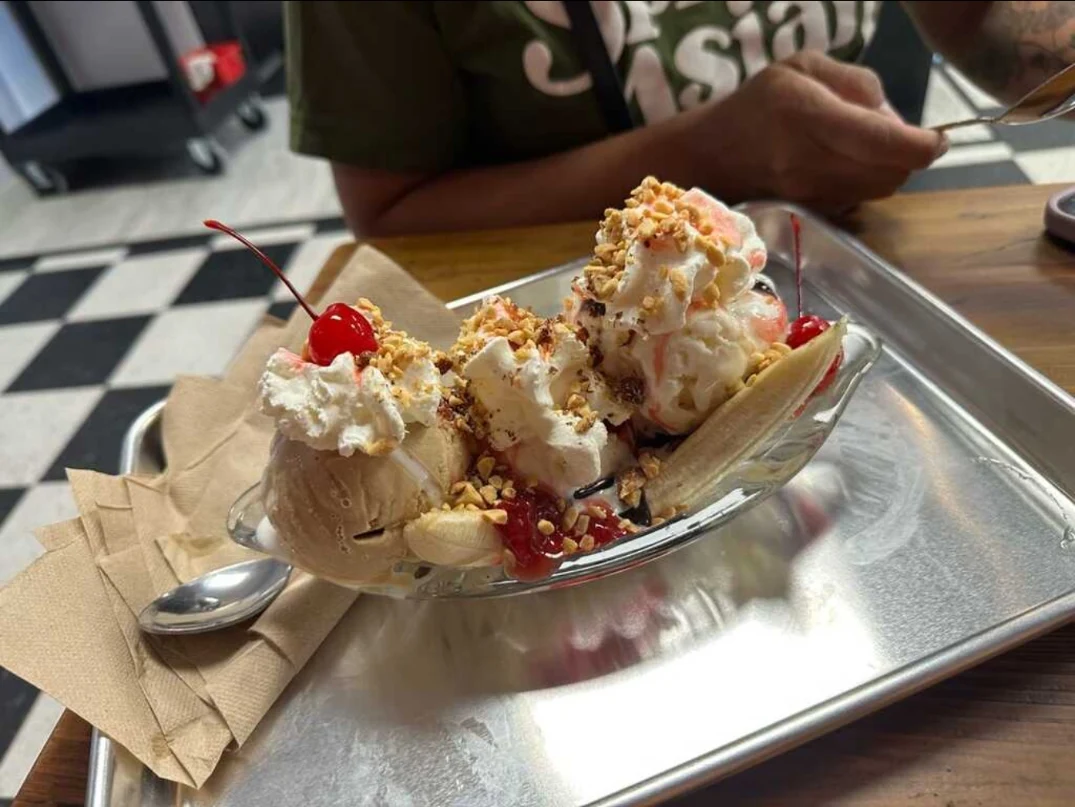 Santana's Banana Split