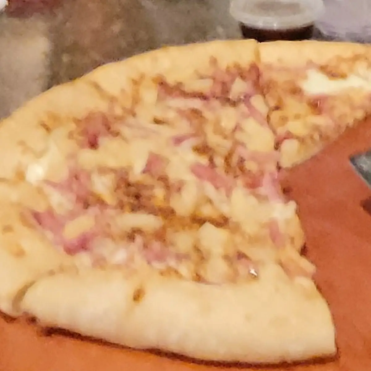 Ham and Pineapple Pizza Stuffed Crust mmm