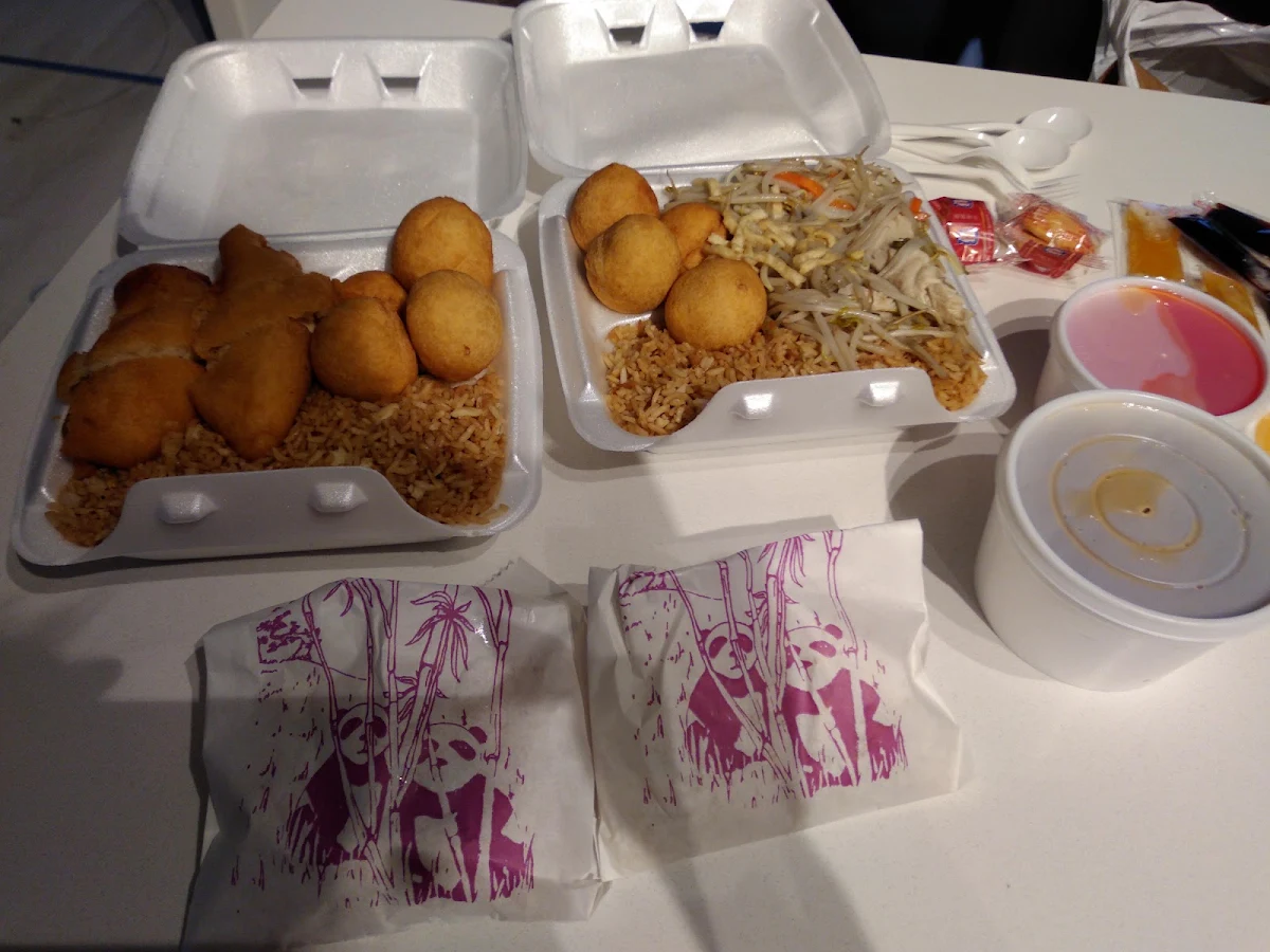 Highlights, Mun Hing Restaurant
