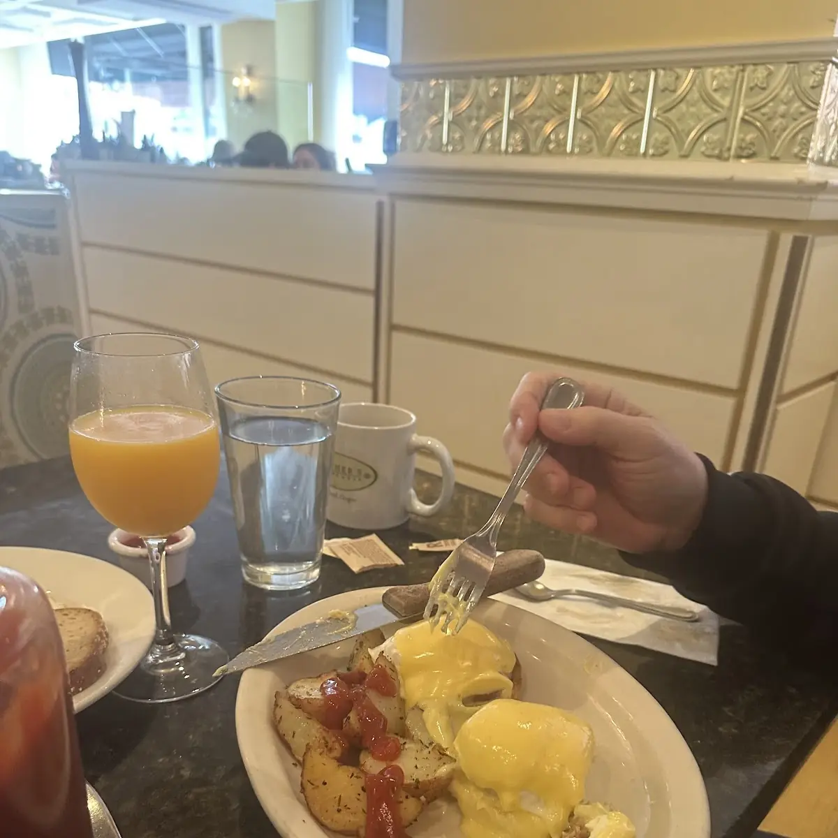 Eggs Benedict