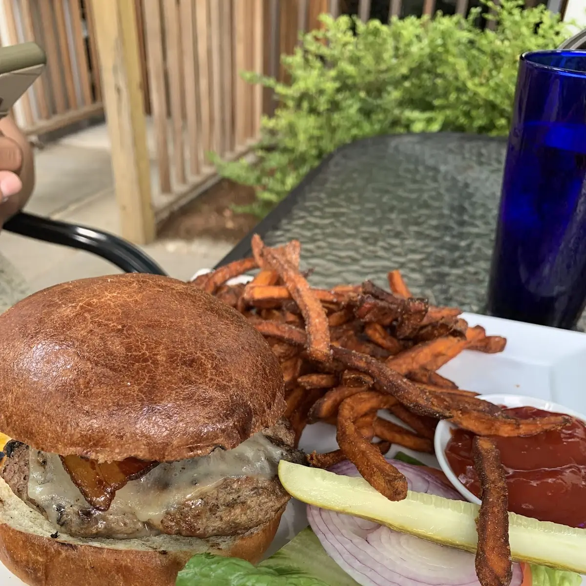 Waterhouse Burger
