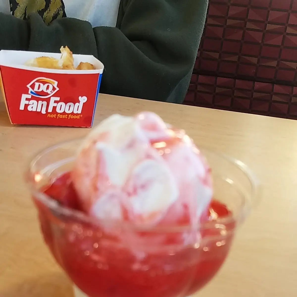 Strawberry Sundae