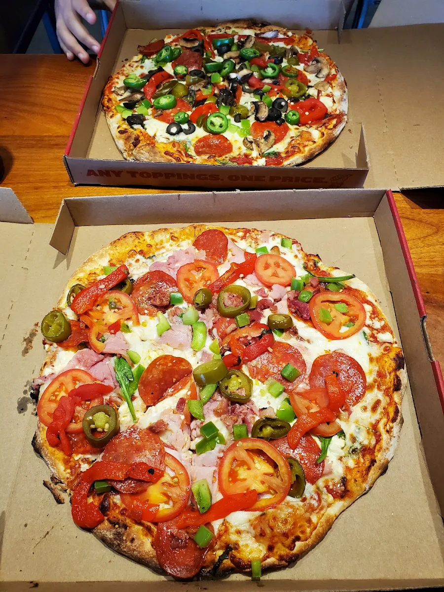 Customer Made Pizza