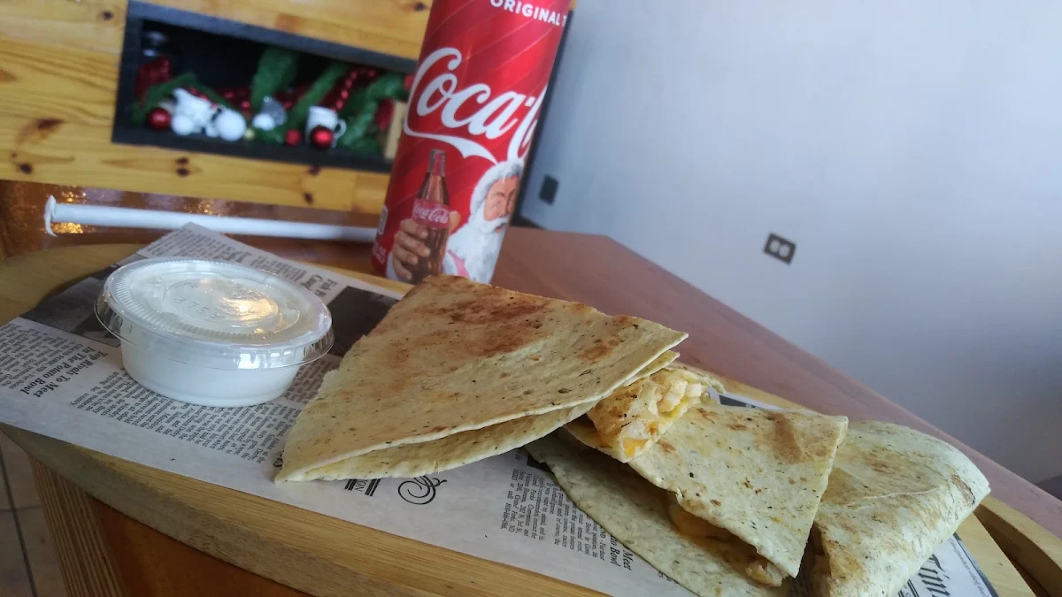 Quesadilla de Pollo Y Bacon