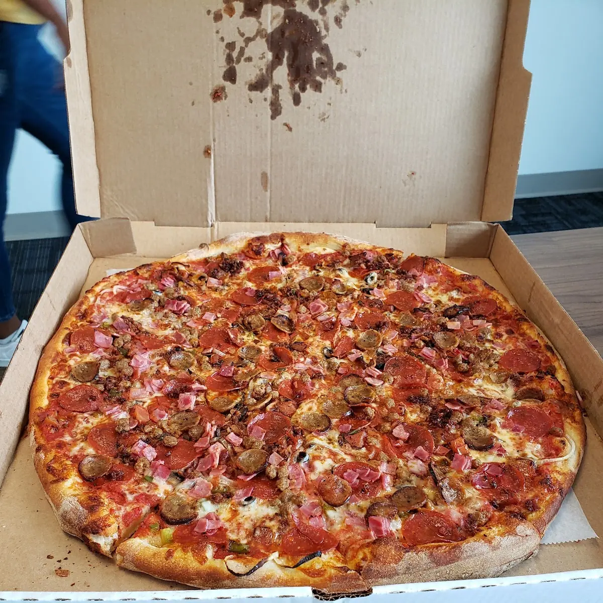 Veggie Pizza Medium 14"