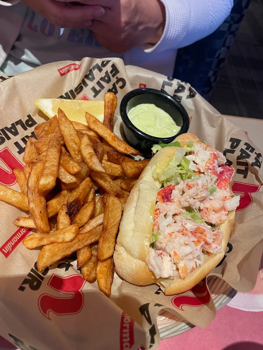 Lobster Roll Homard, Restaurant Normandin Orsainville