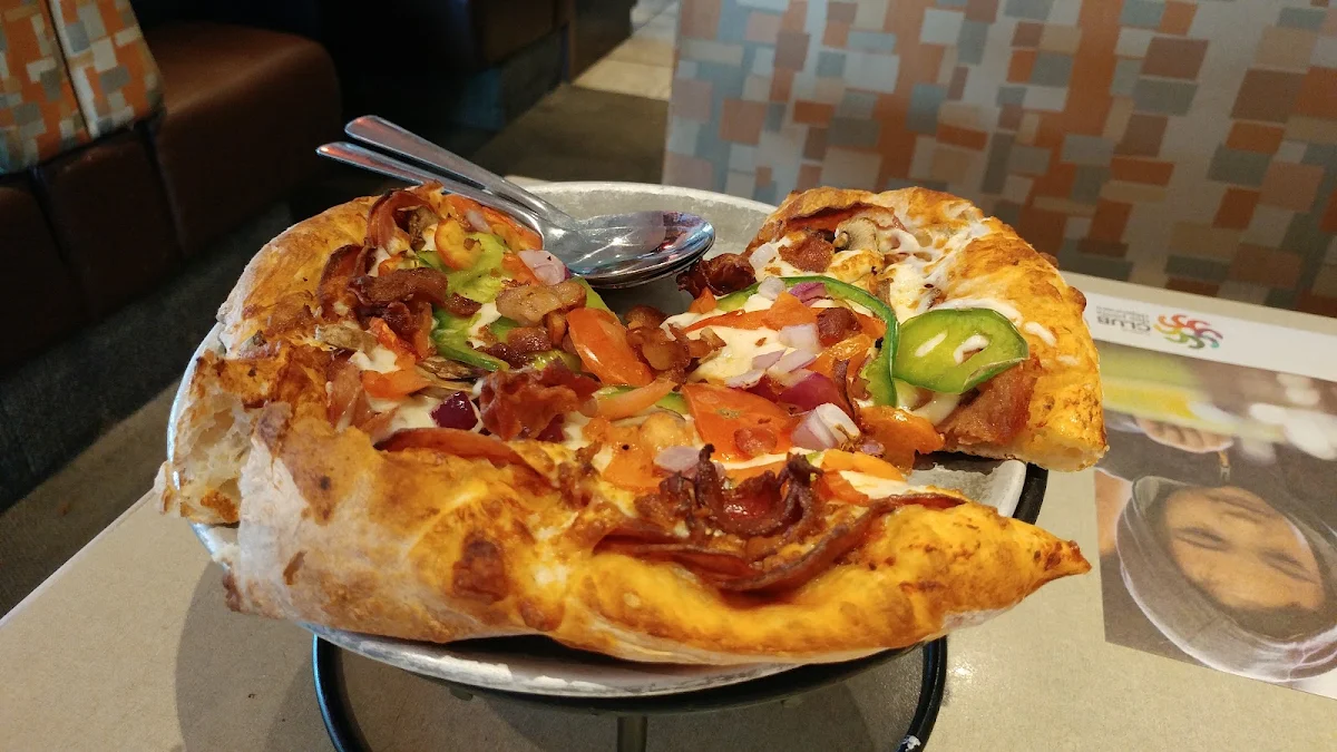 Pizza Suprême Supreme Pizza, Restaurant Normandin Orsainville