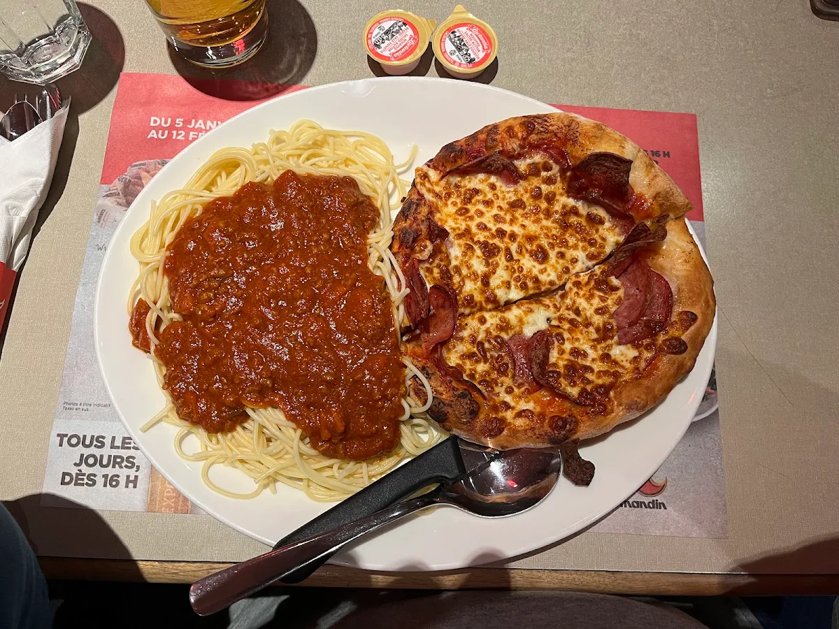 Pizzaghetti, Restaurant Normandin Orsainville