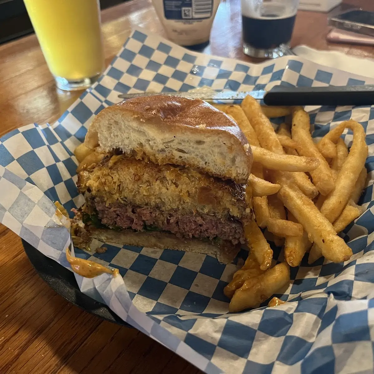 Ale House Burger