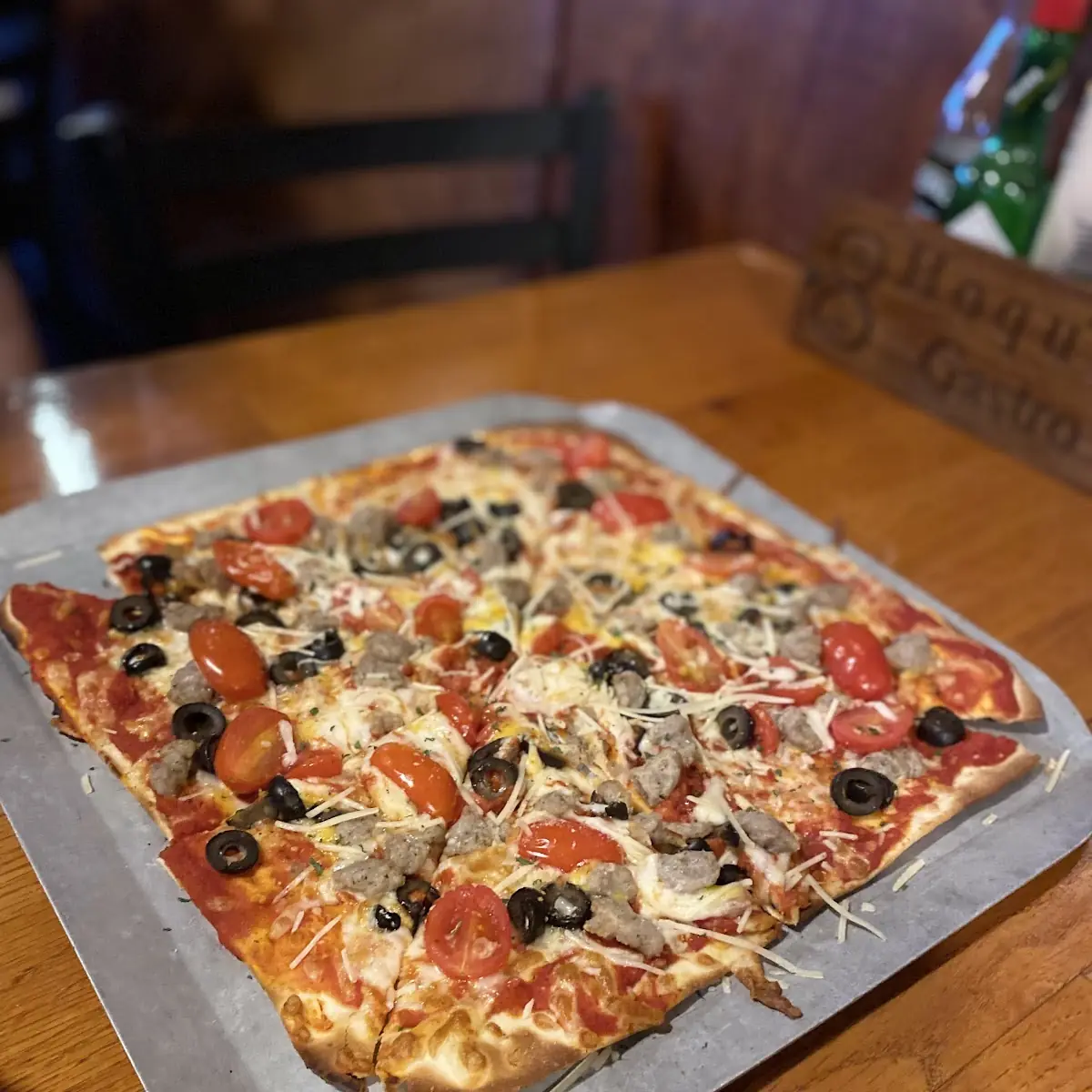 The Grizzly Pizza
