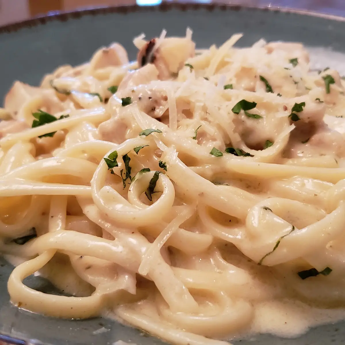 Fettuccine Alfredo