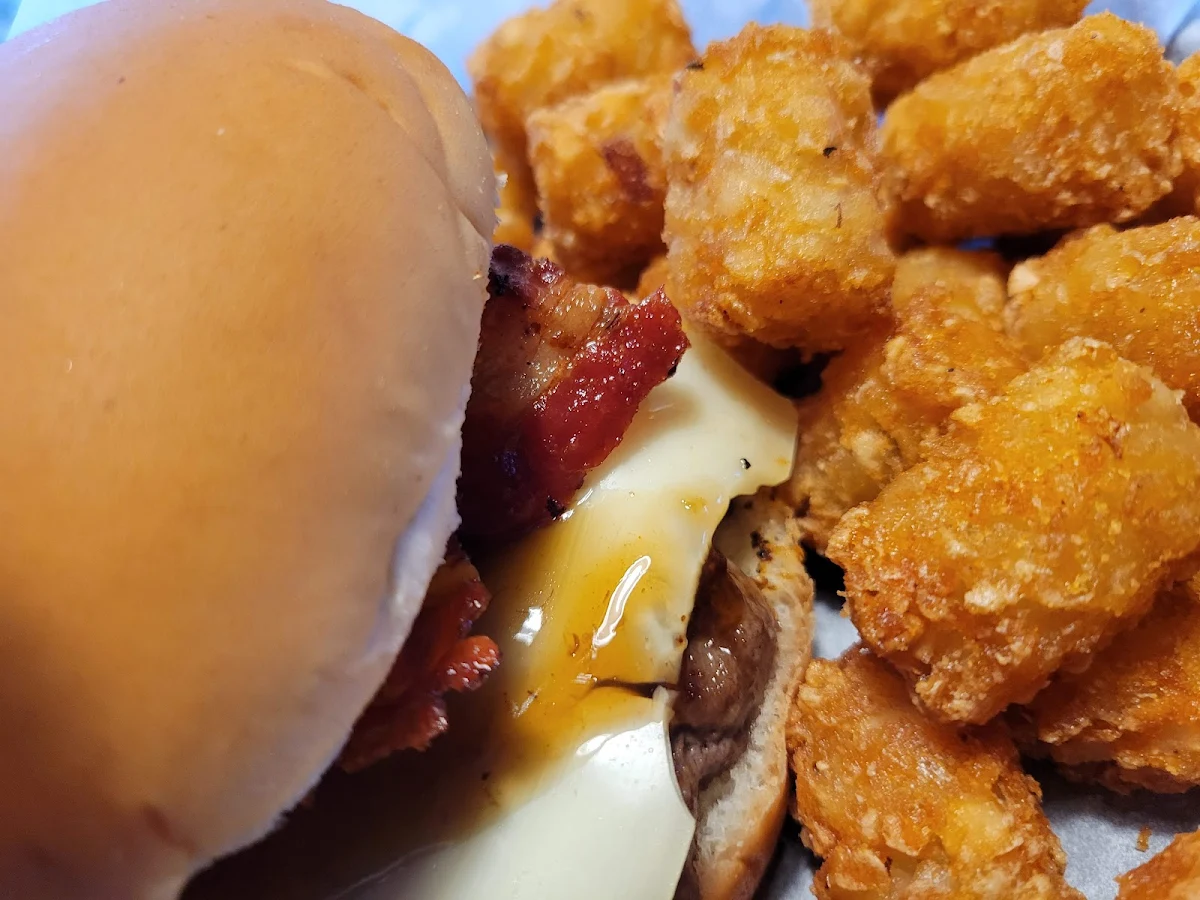 Bourbon Bacon Cheeseburger
