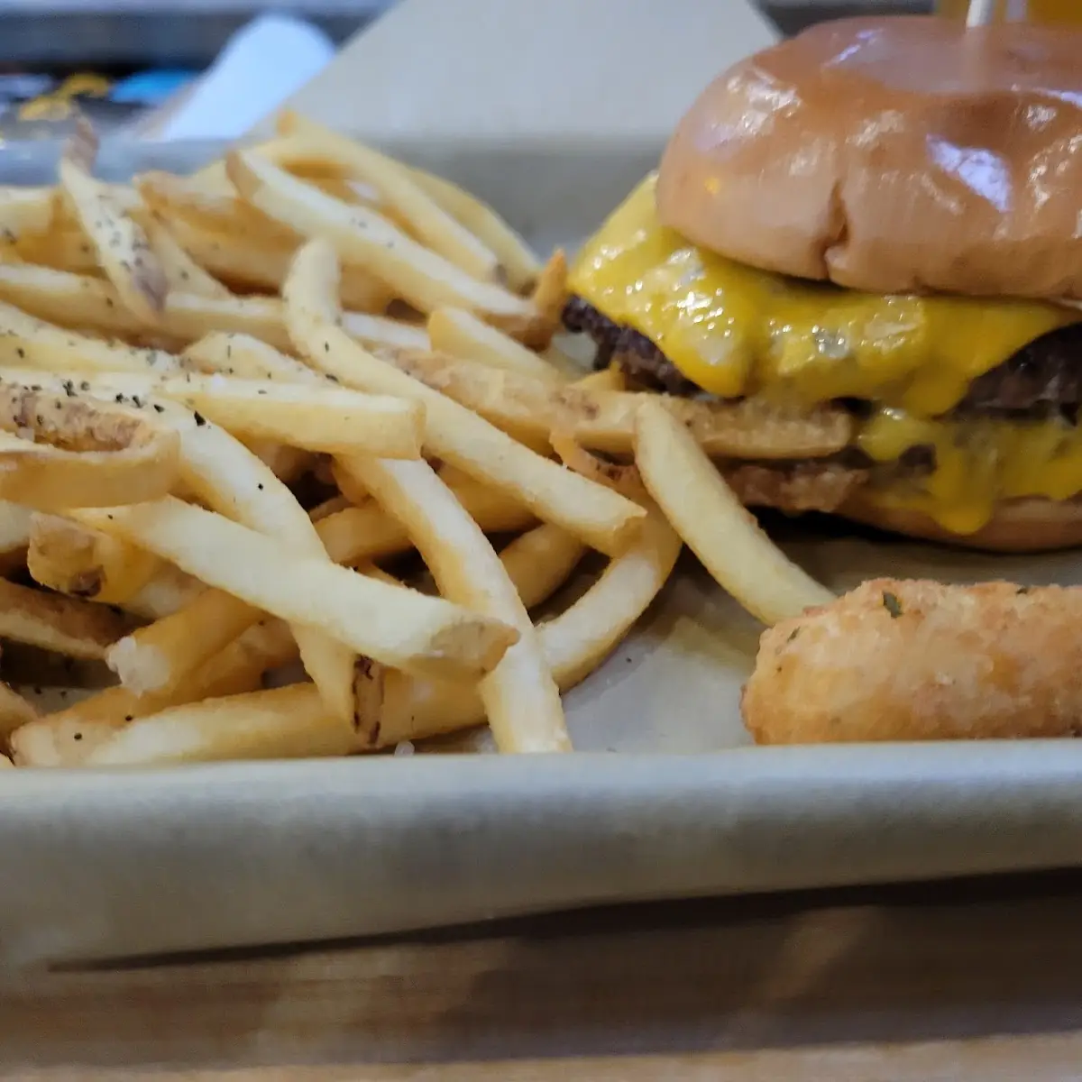 Double Cheeseburger