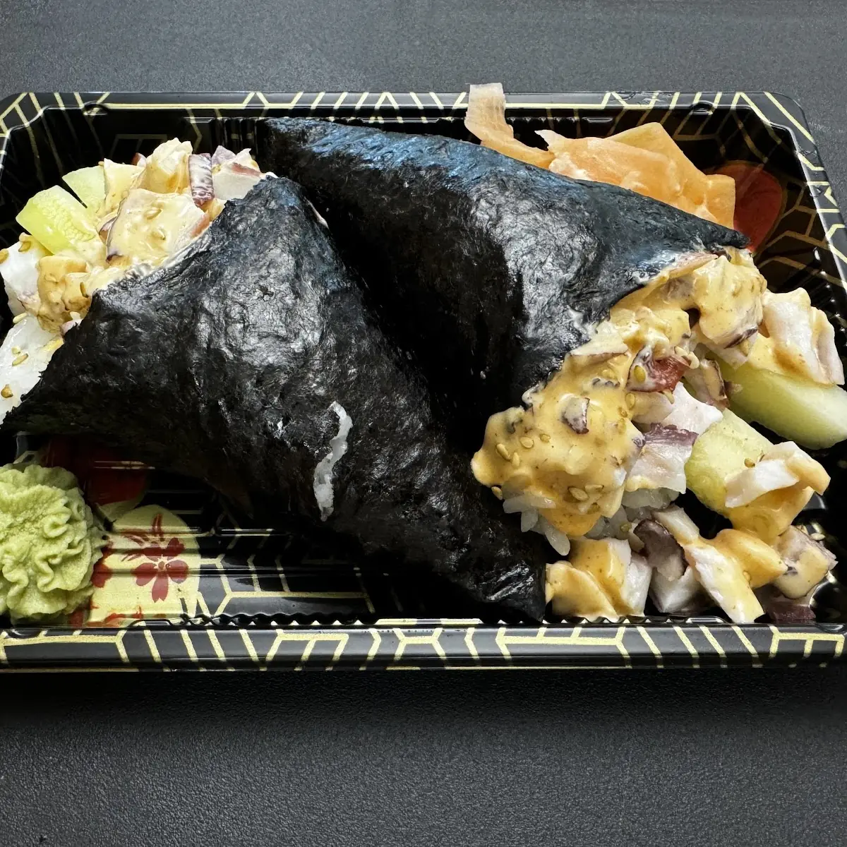 Hand Roll