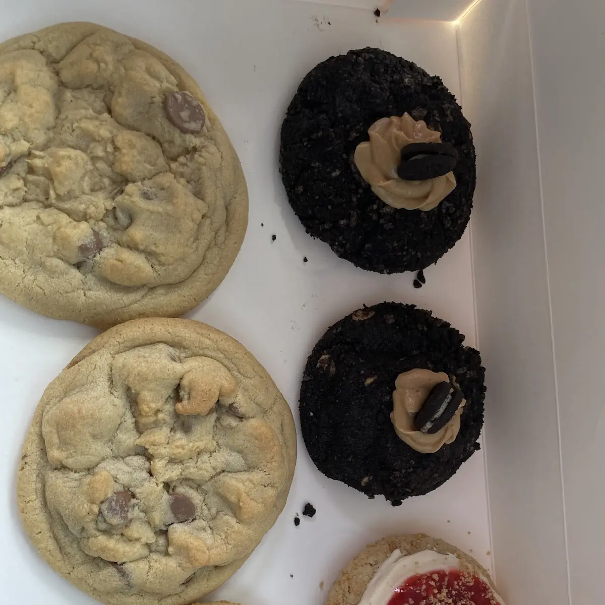 Oreo Peanut Butter Cookie
