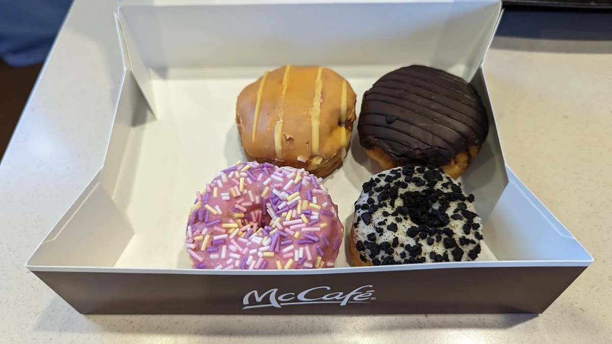 Donuts, McDonald's