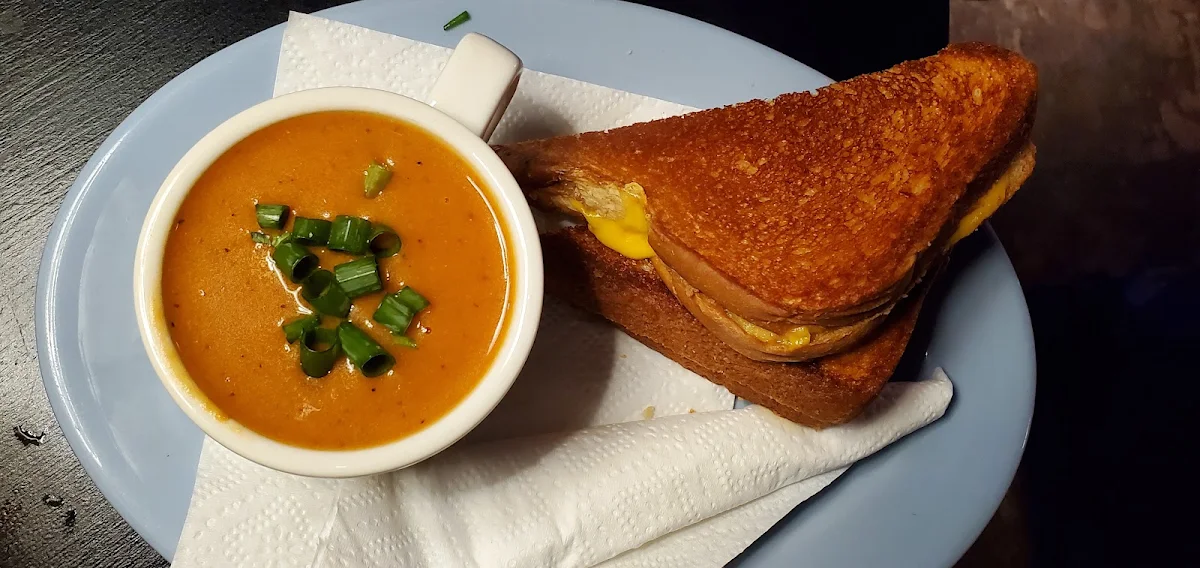 Grilled Cheese with Chips