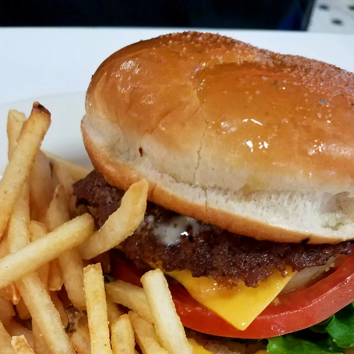 Garlic Burger & Fries