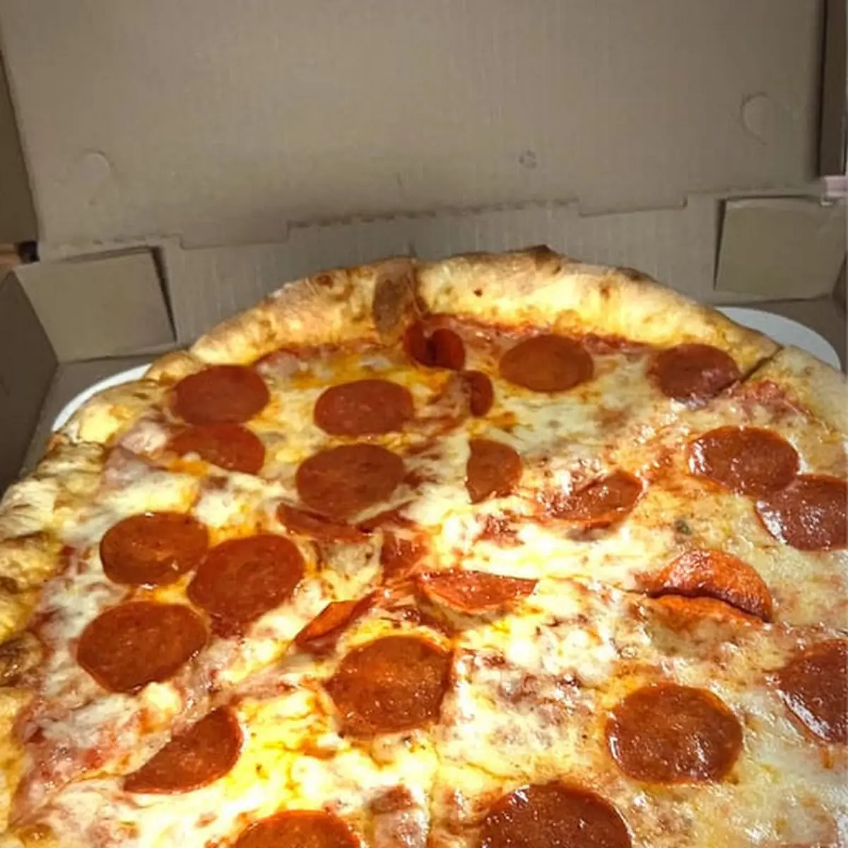 16 Inch Pepperoni Pizza