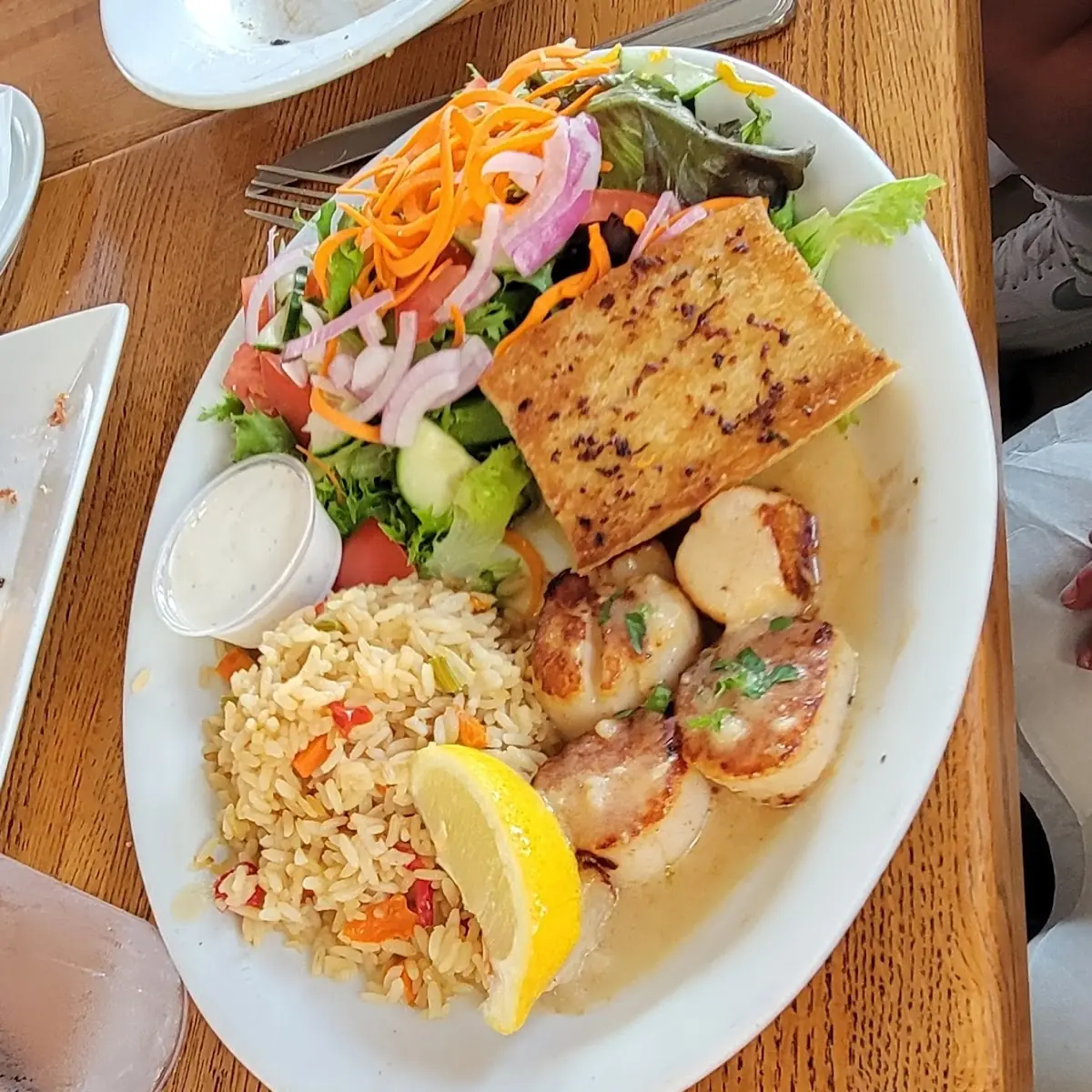 Creamy Seafood Platter with Sides