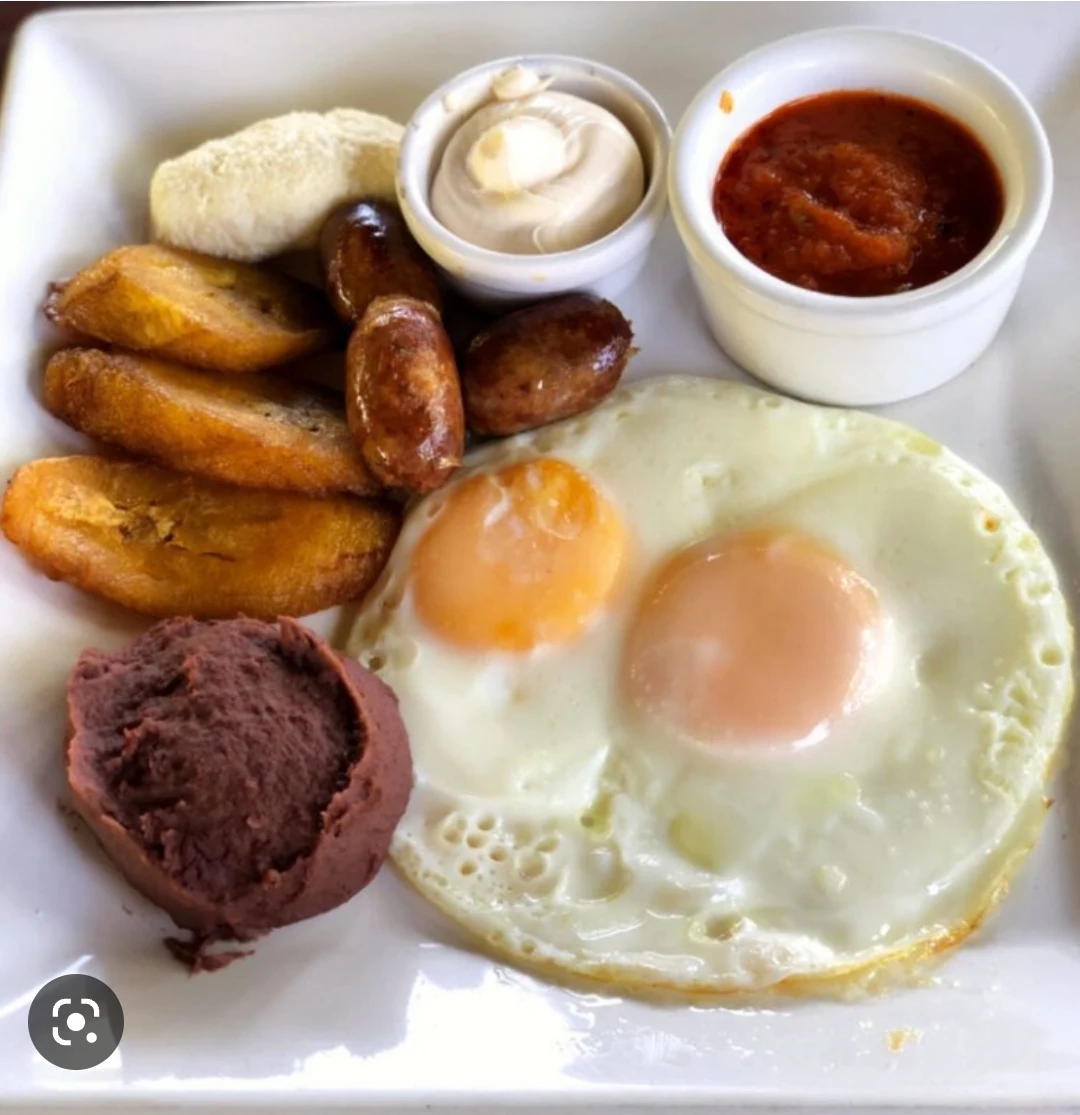 Desayuno Tipico