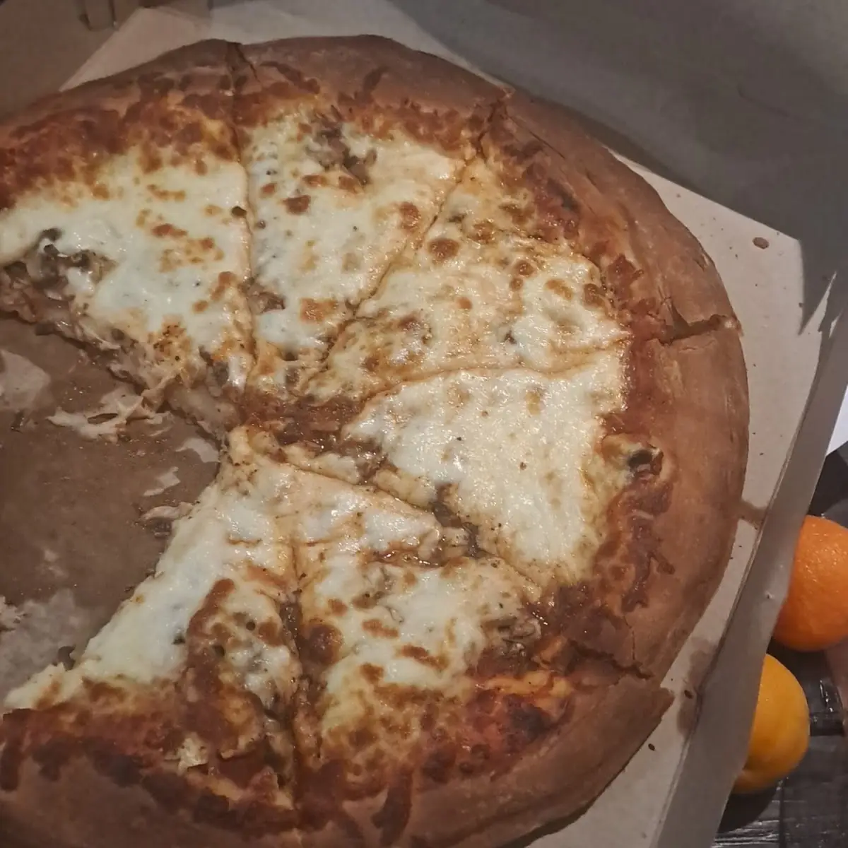 Cheese and Mushroom Pizza, Cornwall Bar B Q Restaurant