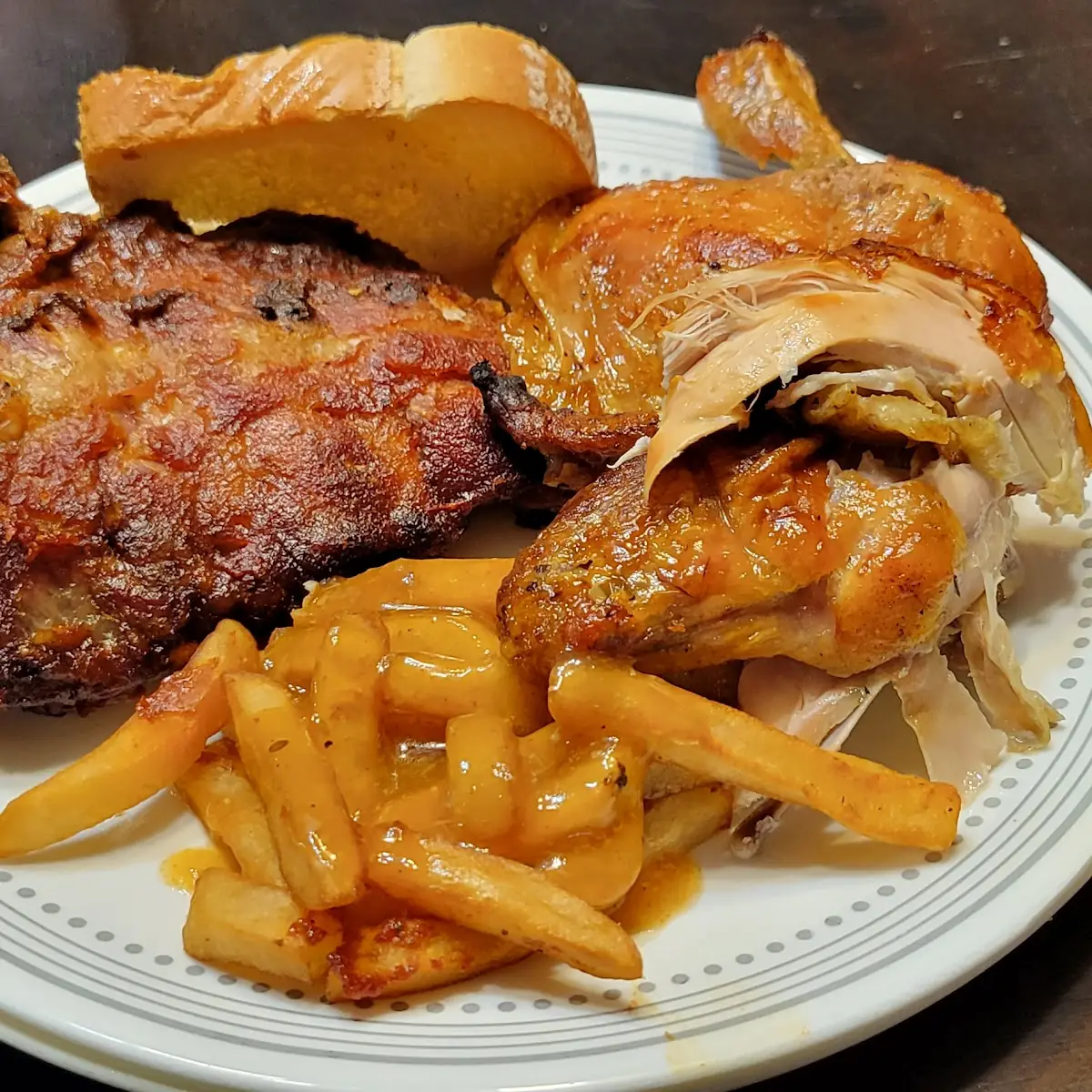 Chicken and Rib Dinner, Cornwall Bar B Q Restaurant