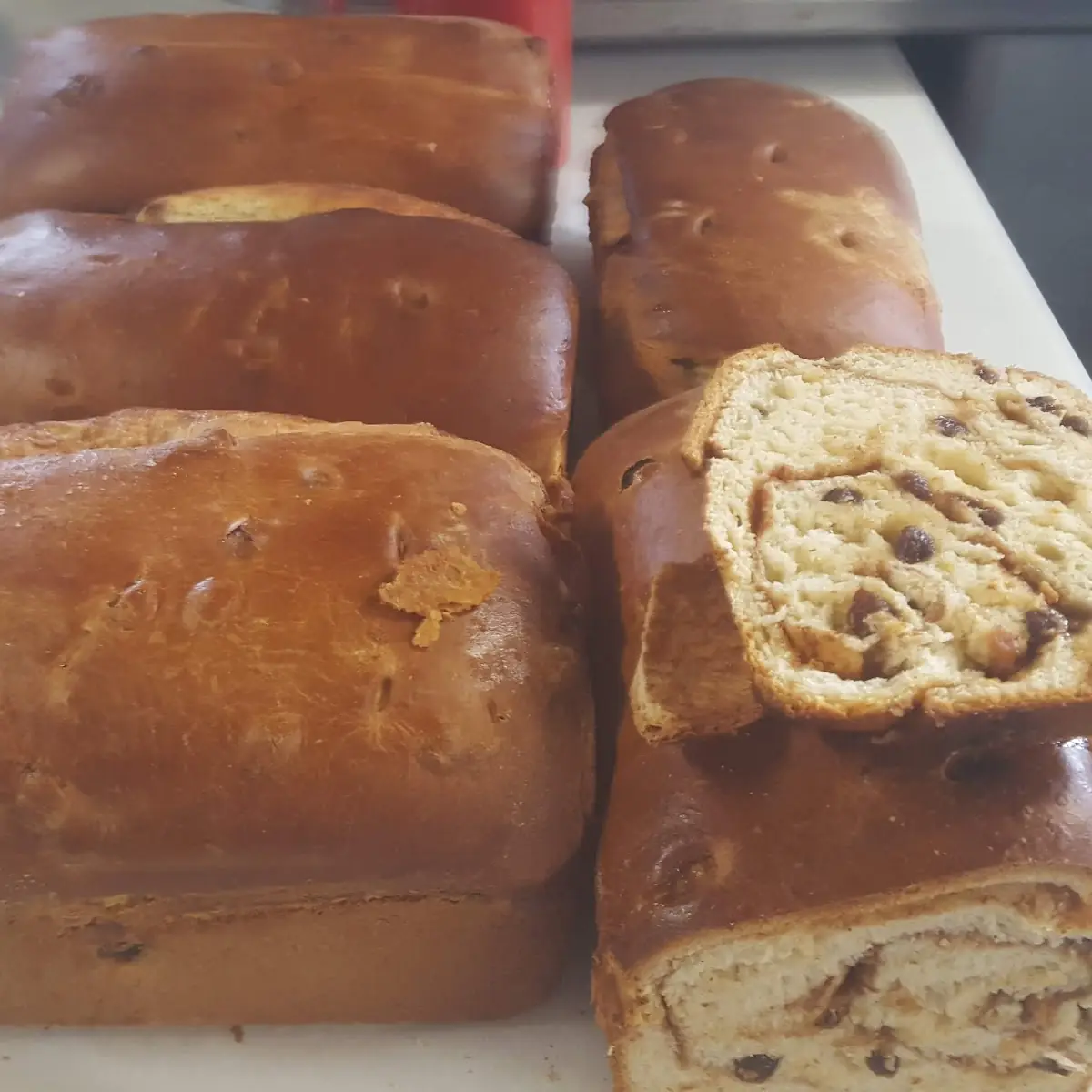 Cinnamon Raisin Bread