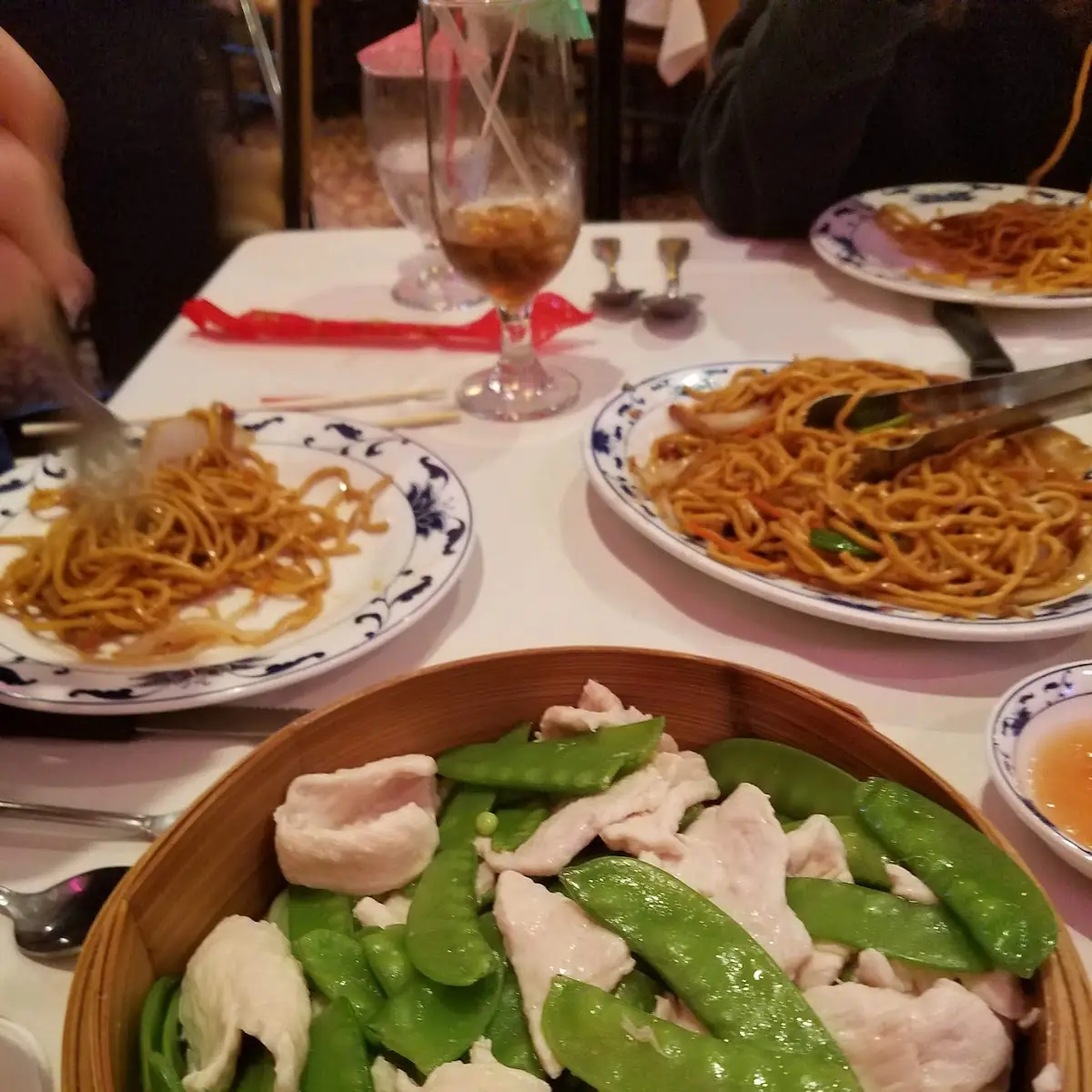 Steamed Chicken with Snow Peas