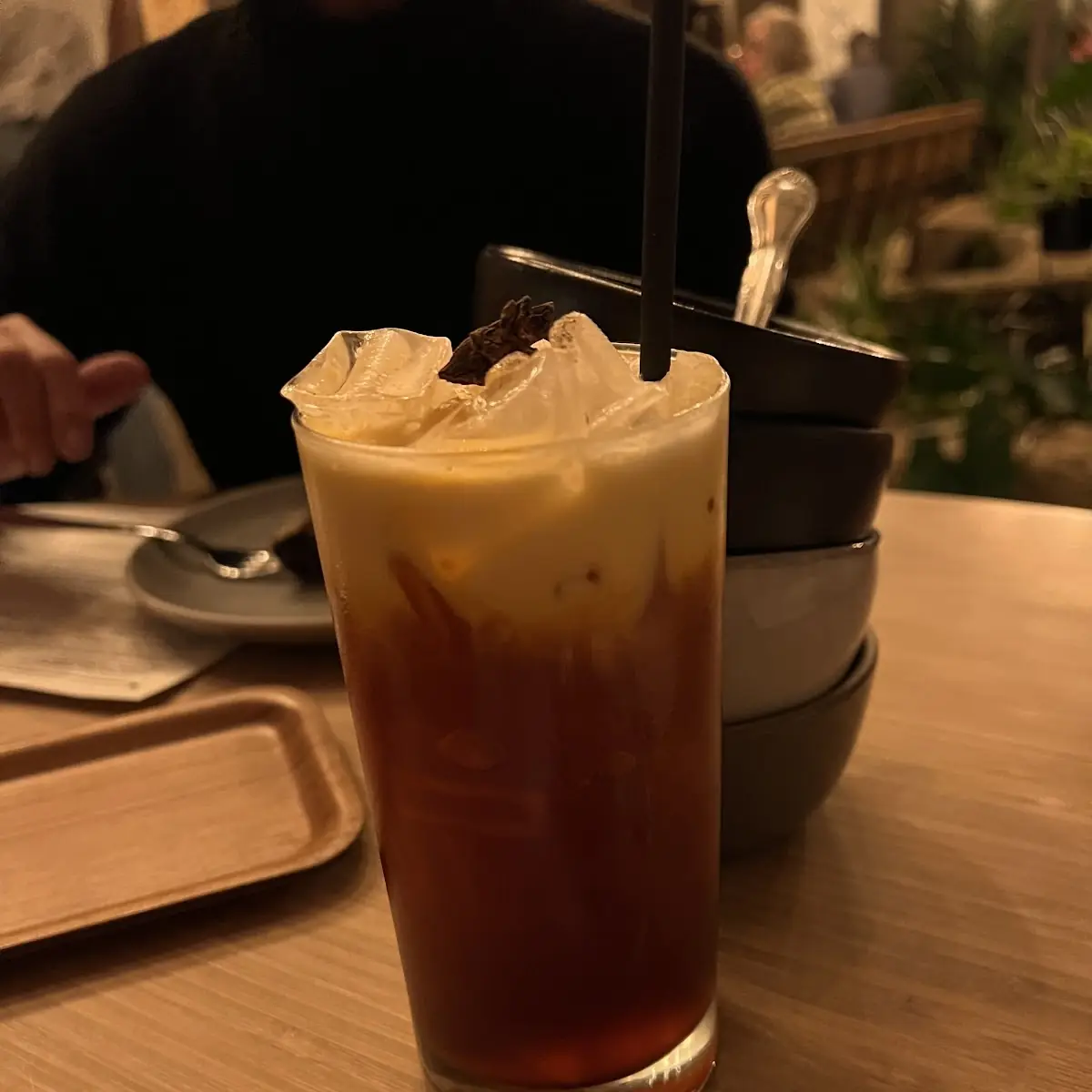 Khom Loi Thai Tea